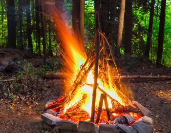 Tuindoek Kampvuur- Tuinposter Kamperen - Schuttingdoek